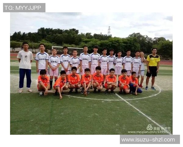 南京足球队的奋斗历程：一段激情与梦想交织的足球纪实之旅