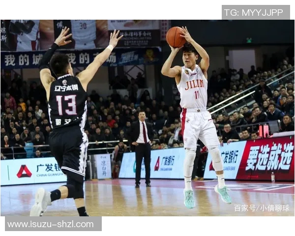 深圳篮球队耐力提升之路：从基础训练到赛场表现的全面分析