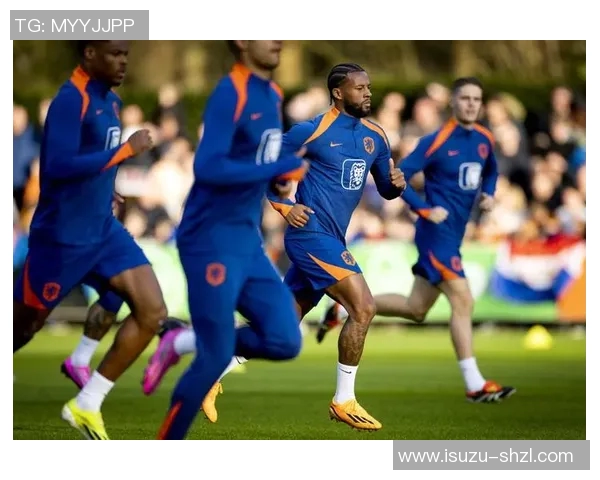 荷兰足球明星传奇故事全景揭秘与成就回顾 荷兰足球明星传奇故事全景揭秘与成就回顾