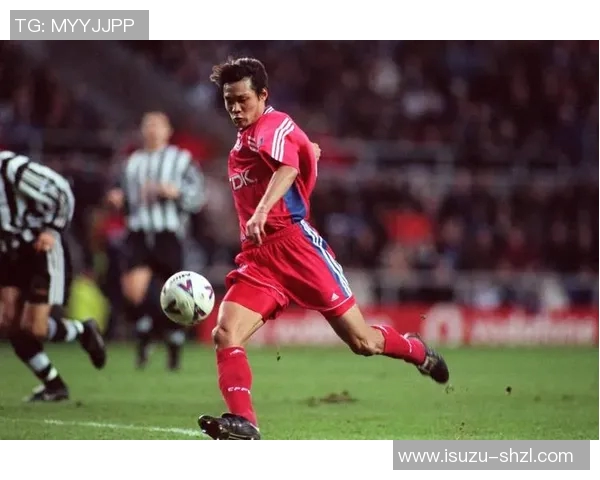 超火的足球明星背后的故事与成就揭秘,谁才是真正的绿茵场传奇 超火的足球明星背后的故事与成就揭秘,谁才是真正的绿茵场传奇