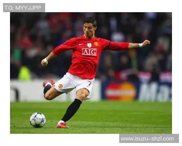 足球明星的职业生涯:从青涩少年到世界顶级球员的奋斗历程与荣耀时刻 足球明星的职业生涯:从青涩少年到世界顶级球员的奋斗历程与荣耀时刻